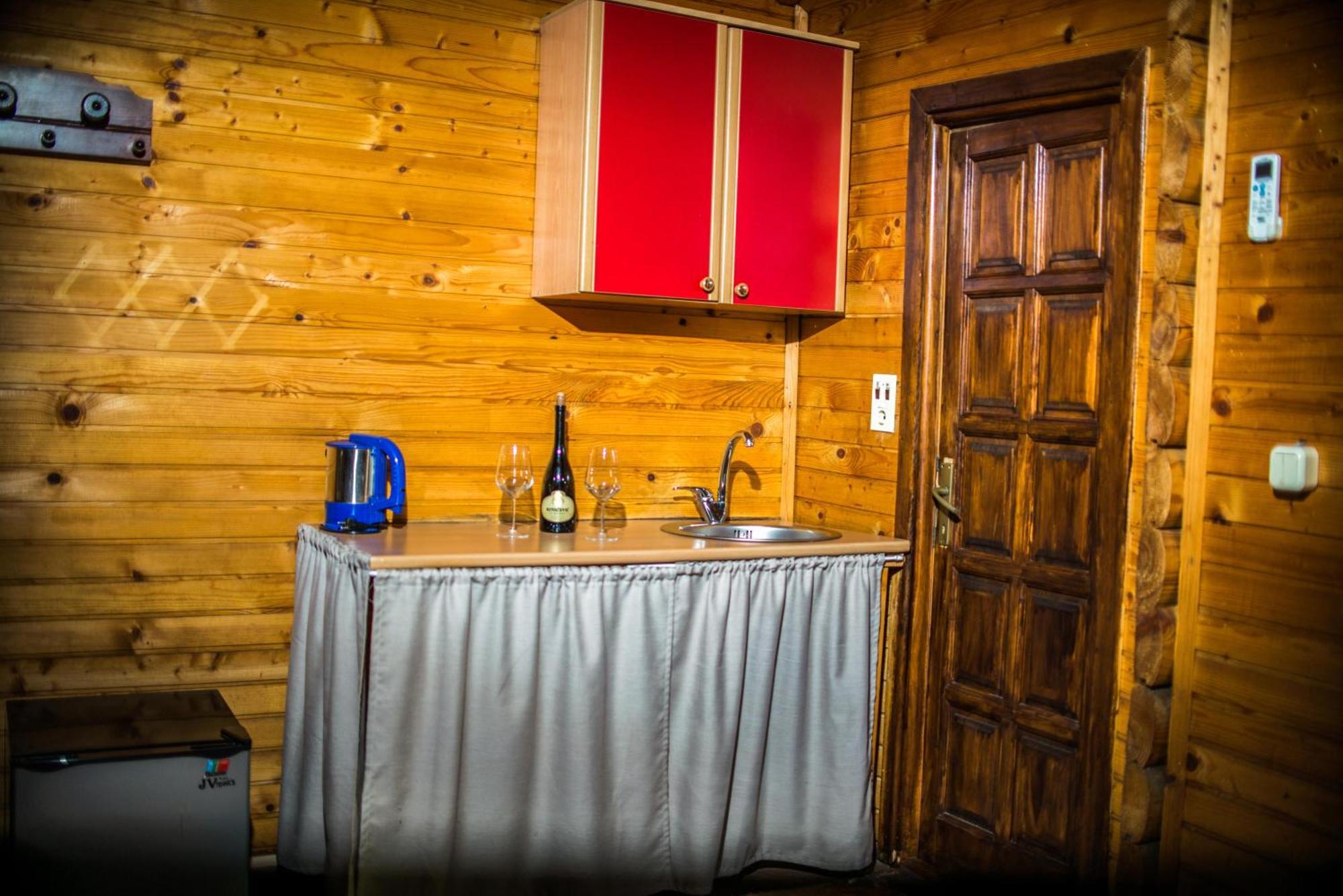 Wooden Village Resort Ponari Ngoại thất bức ảnh