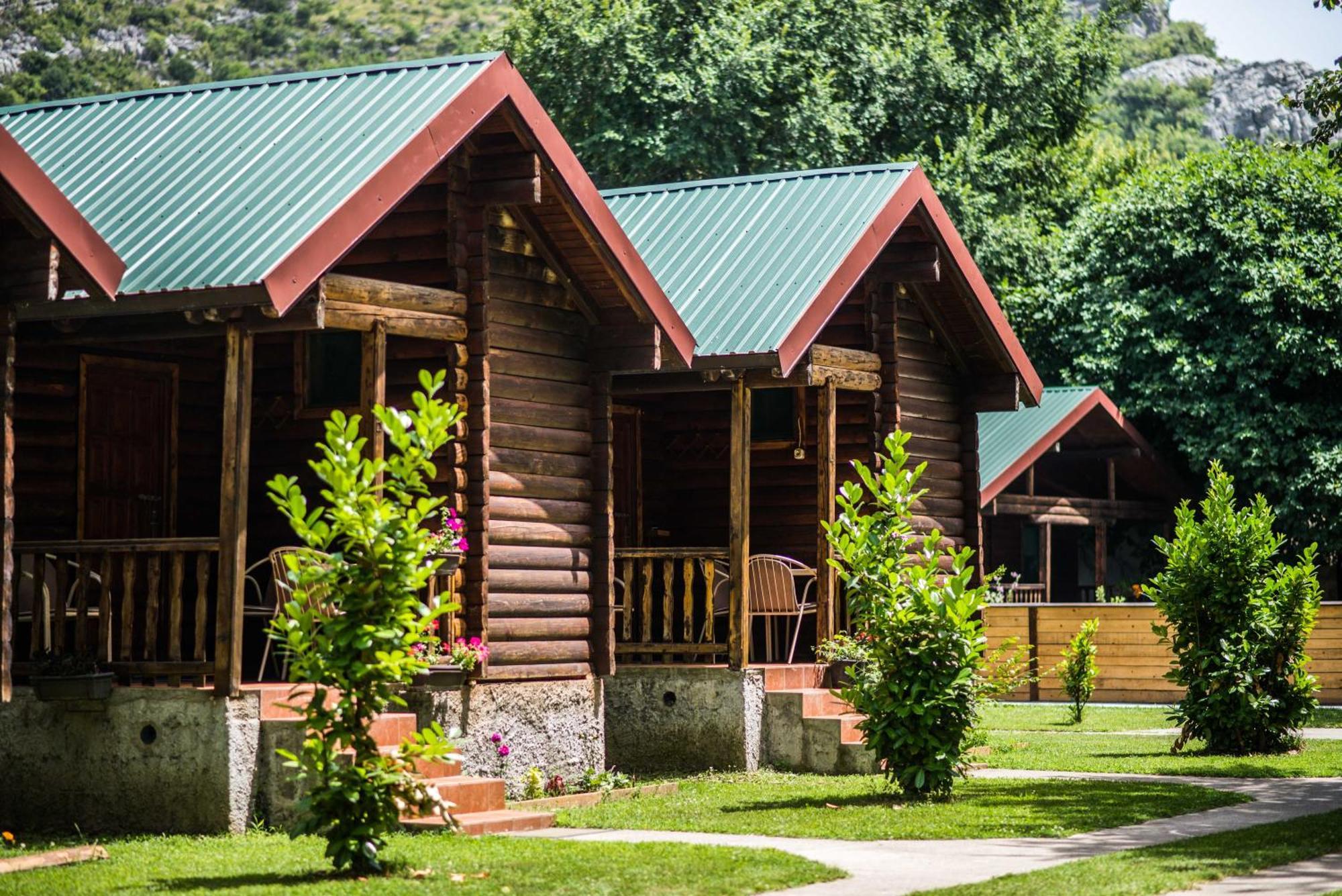 Wooden Village Resort Ponari Ngoại thất bức ảnh