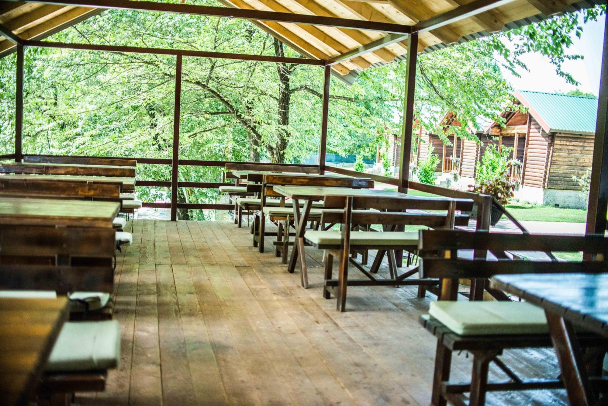 Wooden Village Resort Ponari Ngoại thất bức ảnh